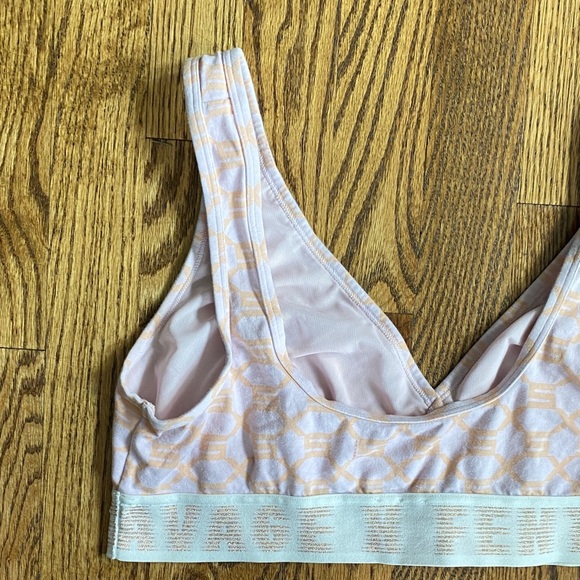 Pink and orange pattern Savage X Fenty triangle bralette, size 1X Excellent cond - Picture 7 of 16